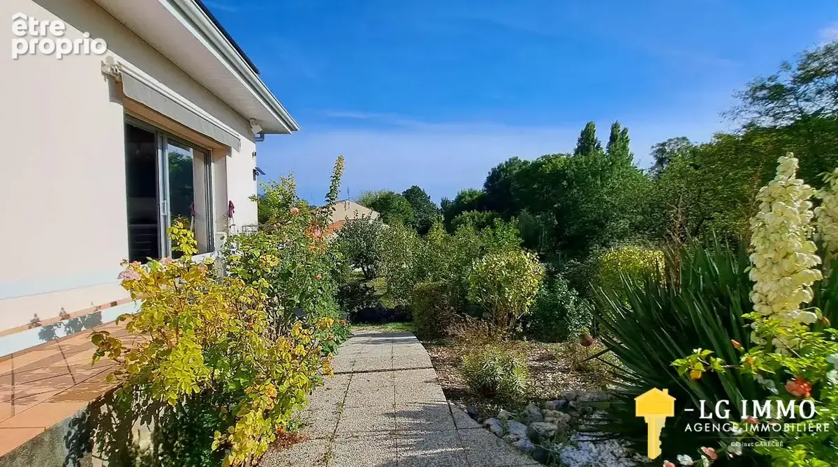 Maison familiale de 174 m2 , belles prestations , idéalement située. - photo 31