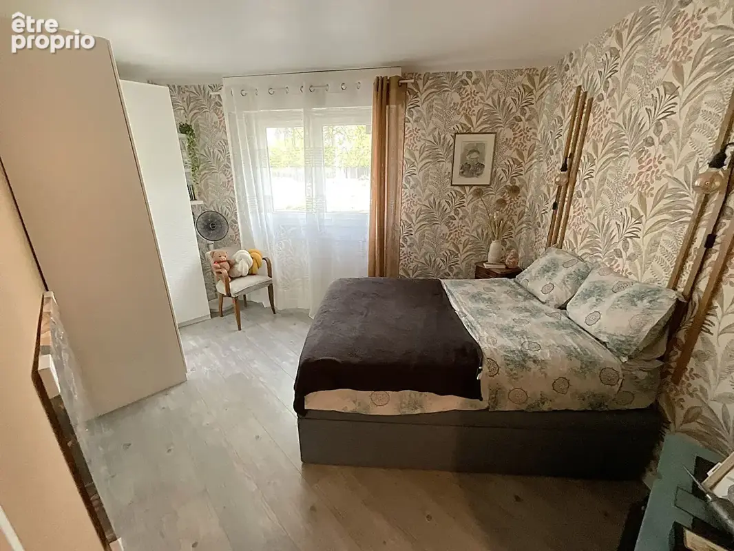 Superbe 5 pièces exposé SUD OUEST + 105 m² de jardin au PLAN DE TROUX ! - photo 8