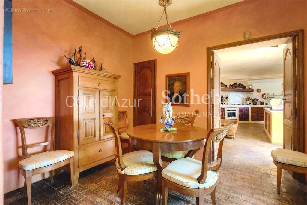 Maison à ROQUEBRUNE-CAP-MARTIN