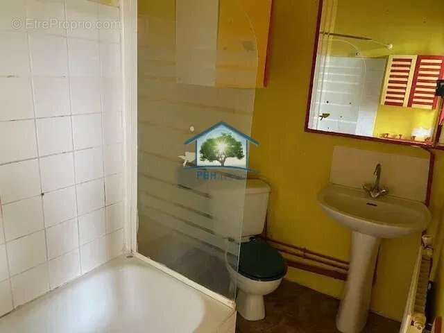 Petit Immeuble rue Dufay, proximité JDP - photo 12