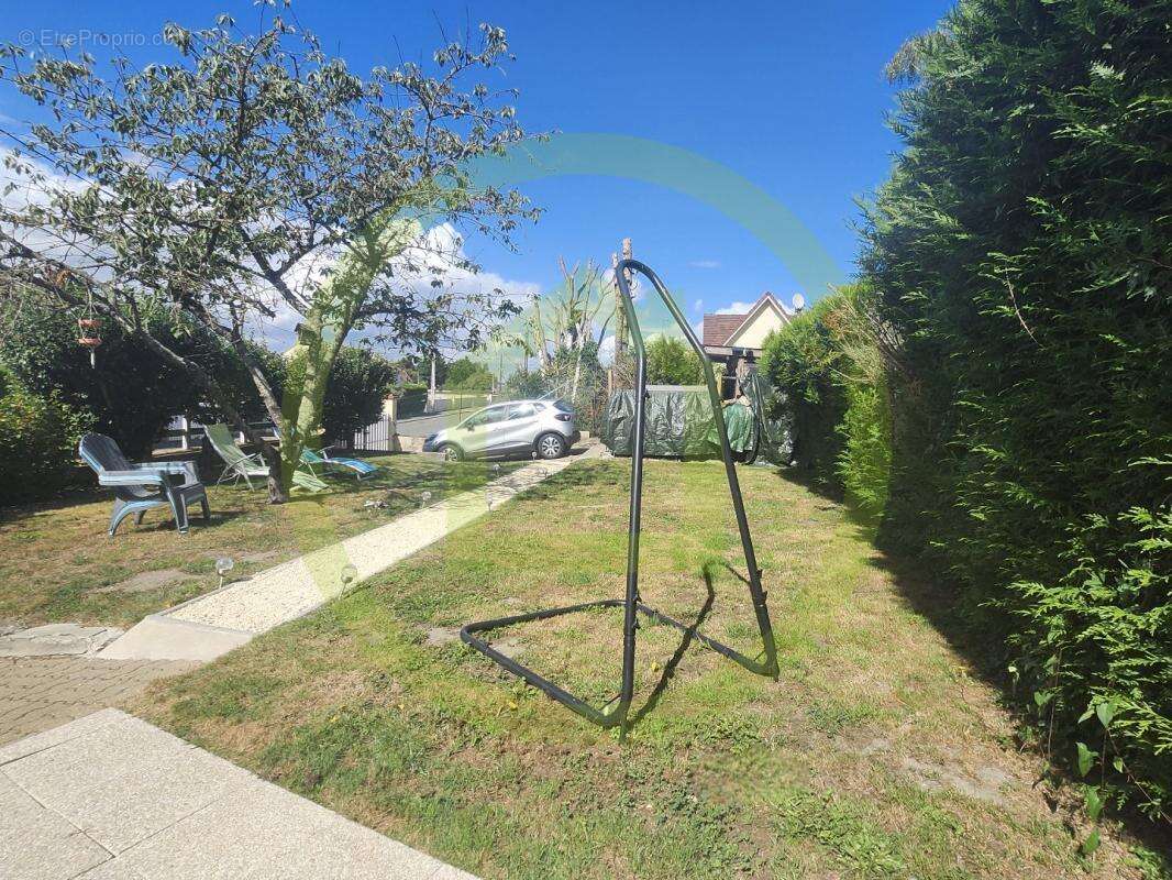 Maison à MARGNY-AUX-CERISES