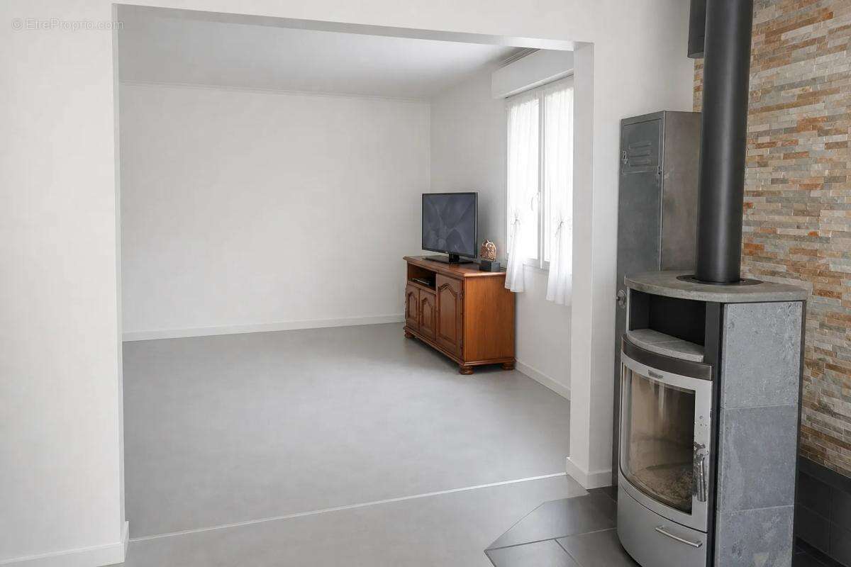 Superbe maison rénovée 115 m² à Pommerit-le-Vicomte - photo 7