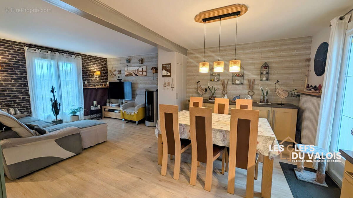 Maison à CREPY-EN-VALOIS