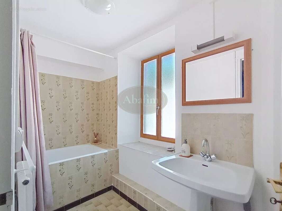 Maison à LA BASTIDE-DU-SALAT