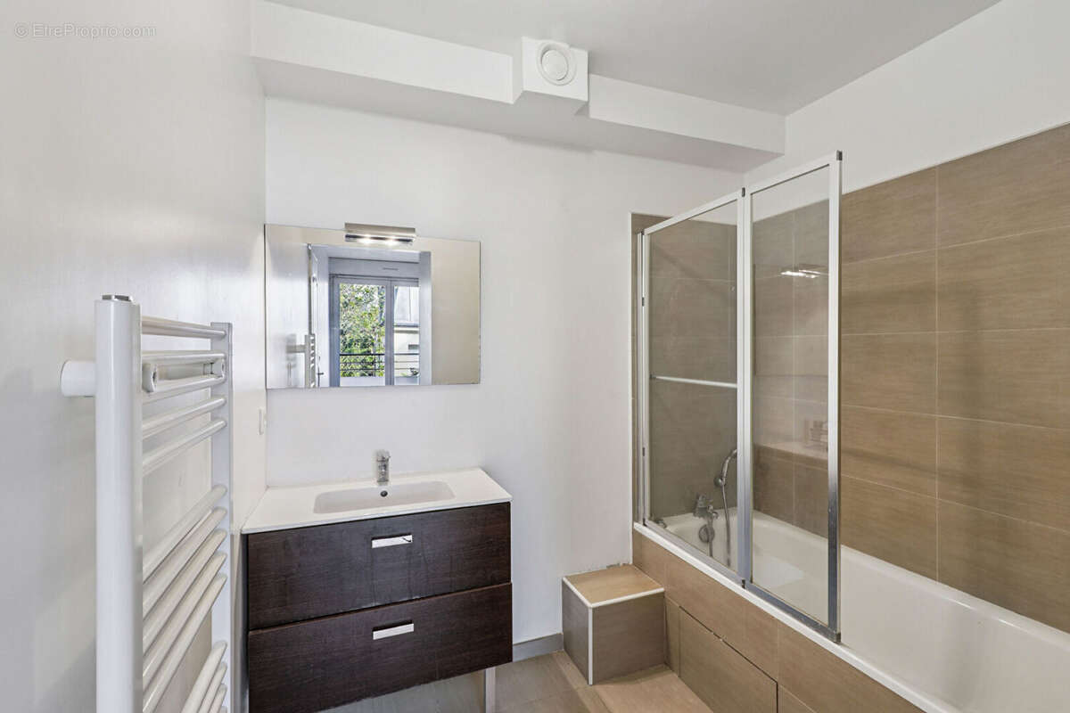 Appartement à NANTERRE