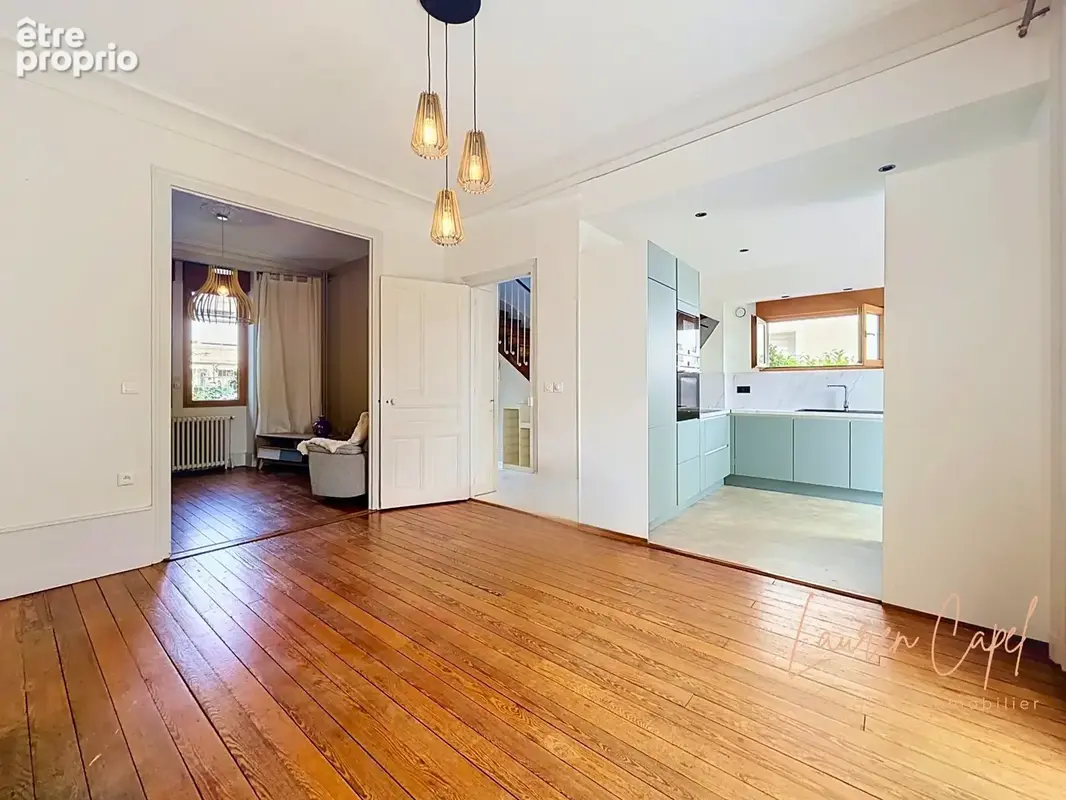 Aix-les-Bains – Maison de caractère de 130 m² avec jardin, 4 chambres et garage - photo 4