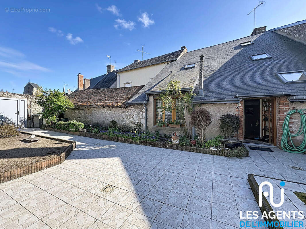 Maison à SAINT-LAURENT-NOUAN