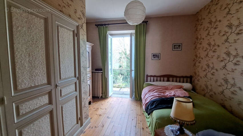 Maison à MANZAT