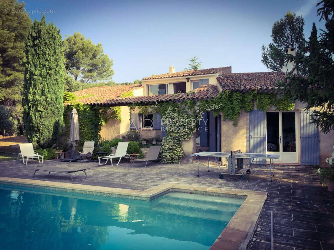 Maison à LOURMARIN