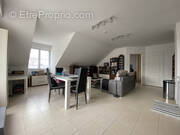 Appartement à FRENEUSE