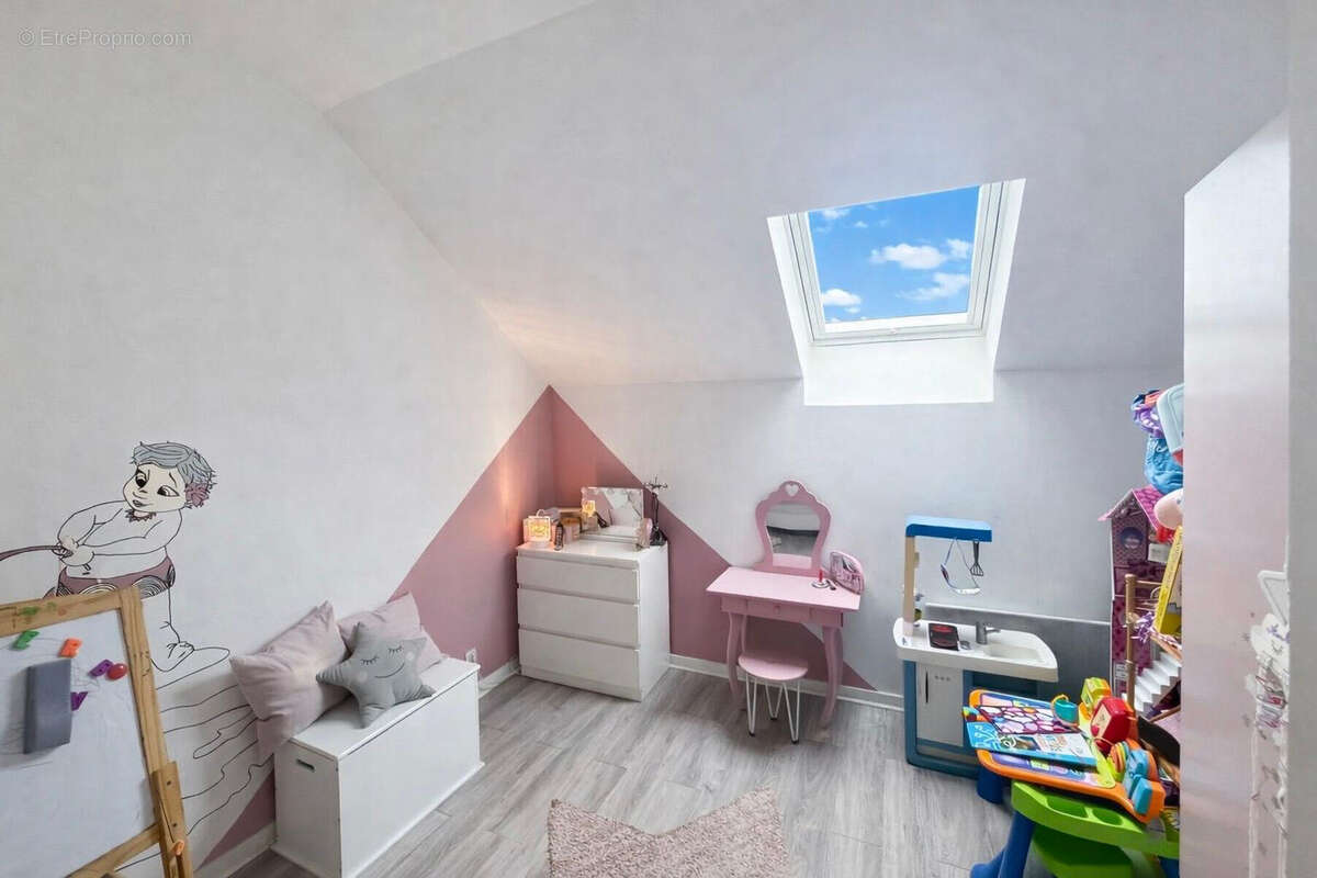 Maison à VIRY-CHATILLON