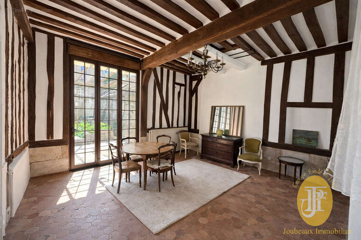 Exceptionnel, Maison historique au coeur du vieux Vernon - photo 3