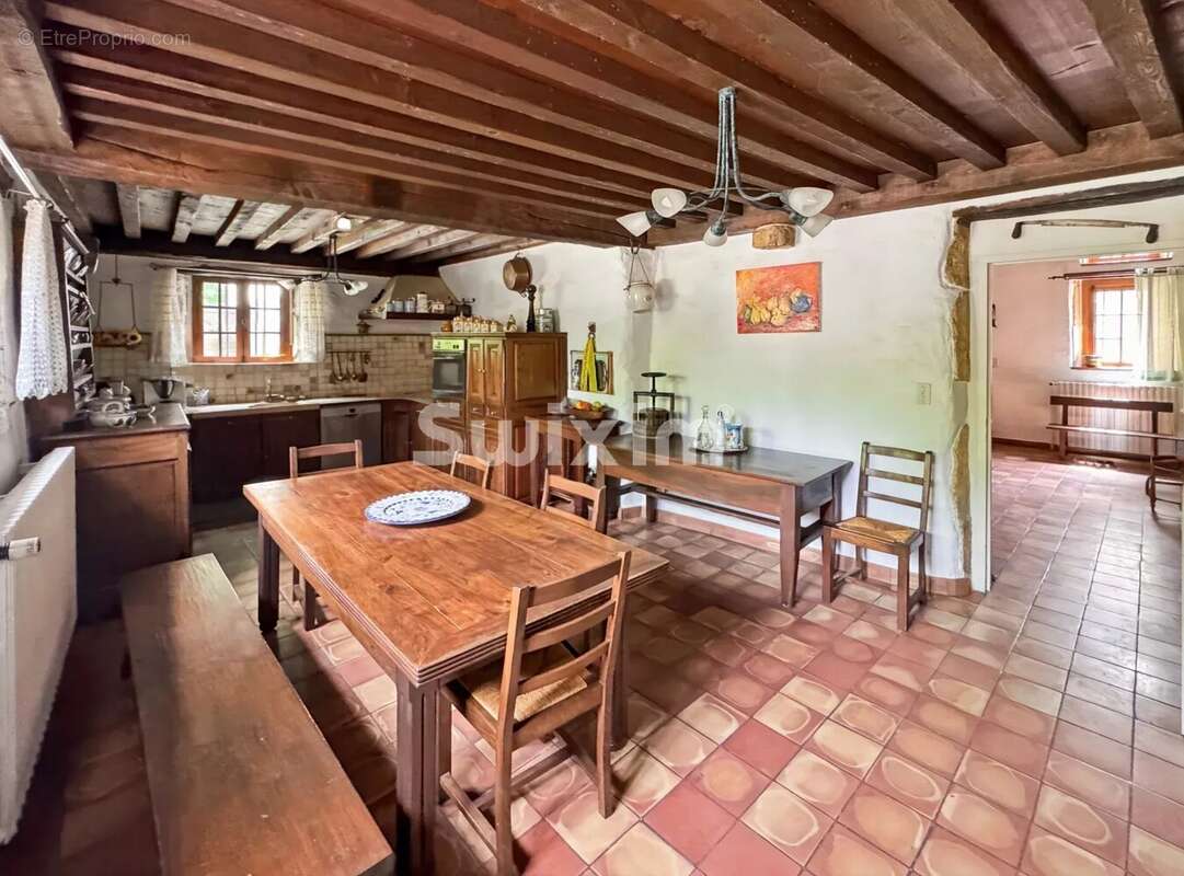 Maison à MONTELIMAR