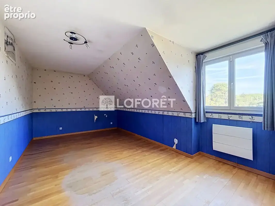 Limeil-Brévannes - Maison 135 m² 5 chambres, jardin, garage, DPE C - photo 9