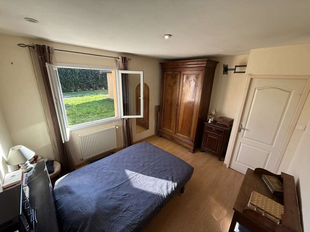 Maison à SAINT-GEORGES-DE-RENEINS