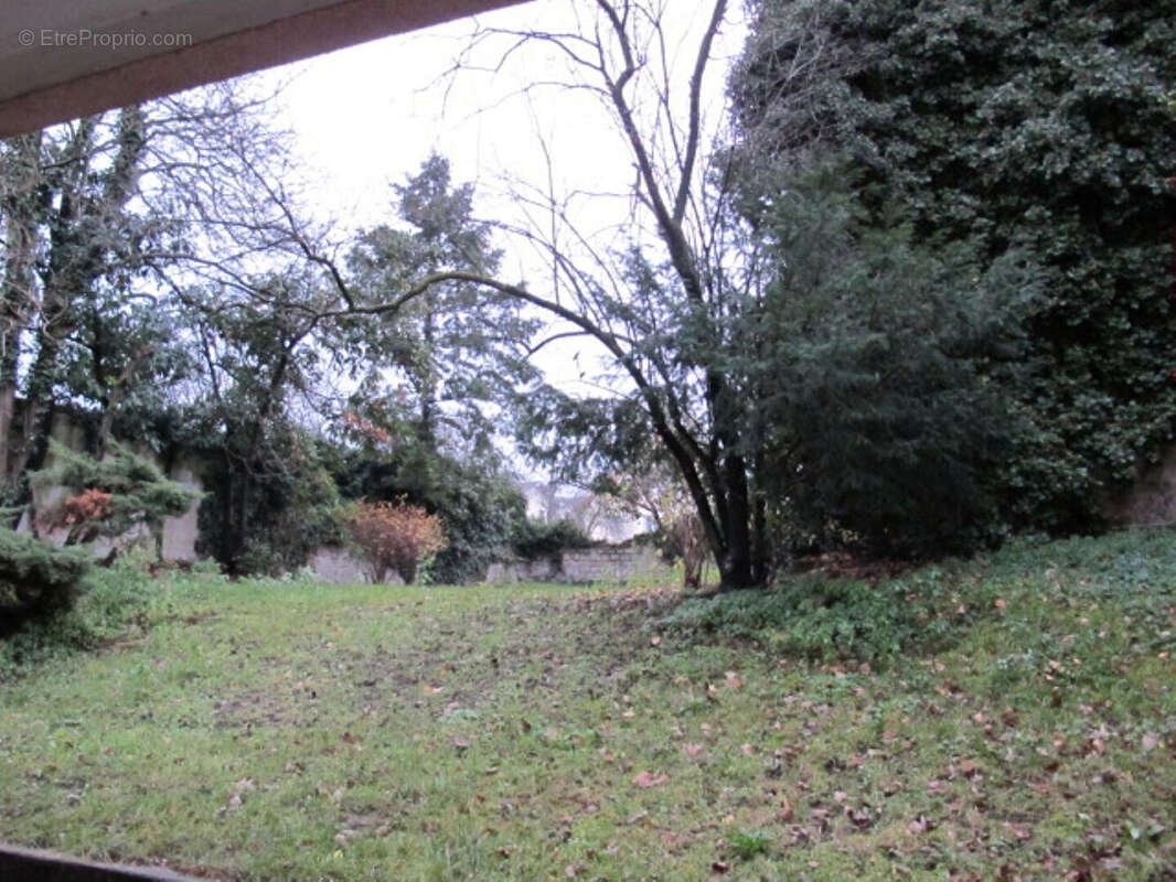 Appartement à NANTERRE