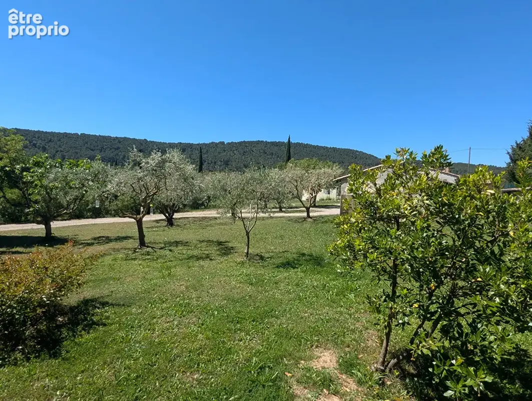 SALERNES, maison de plain-pied avec dépendance, piscine, 4 garages sur 2.945 m² de terrain - photo 7