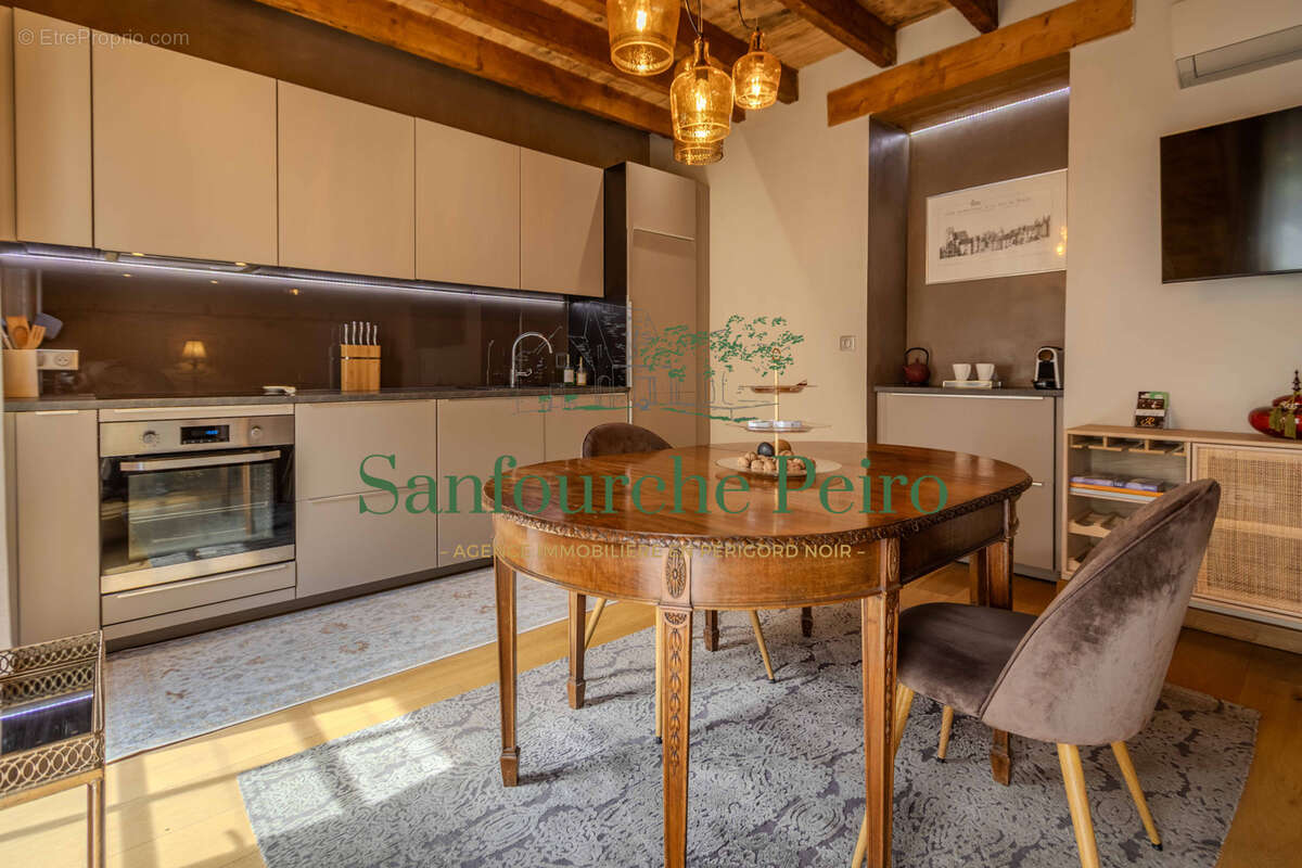 Appartement à SARLAT-LA-CANEDA