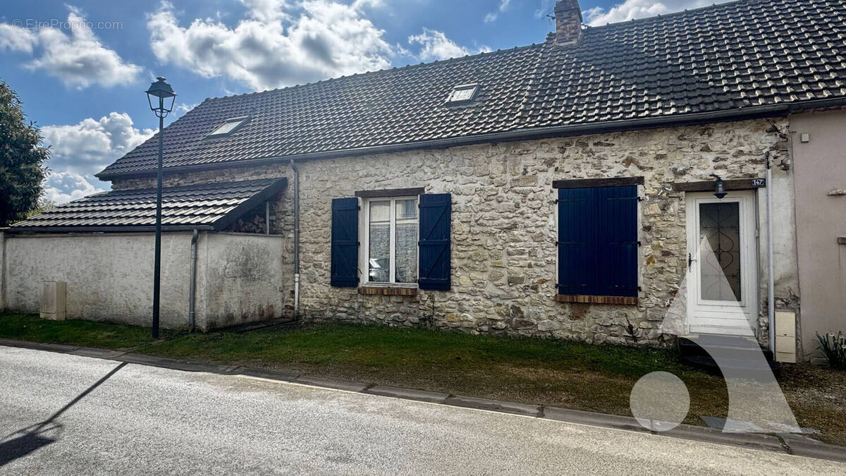 Maison à CREPY-EN-VALOIS