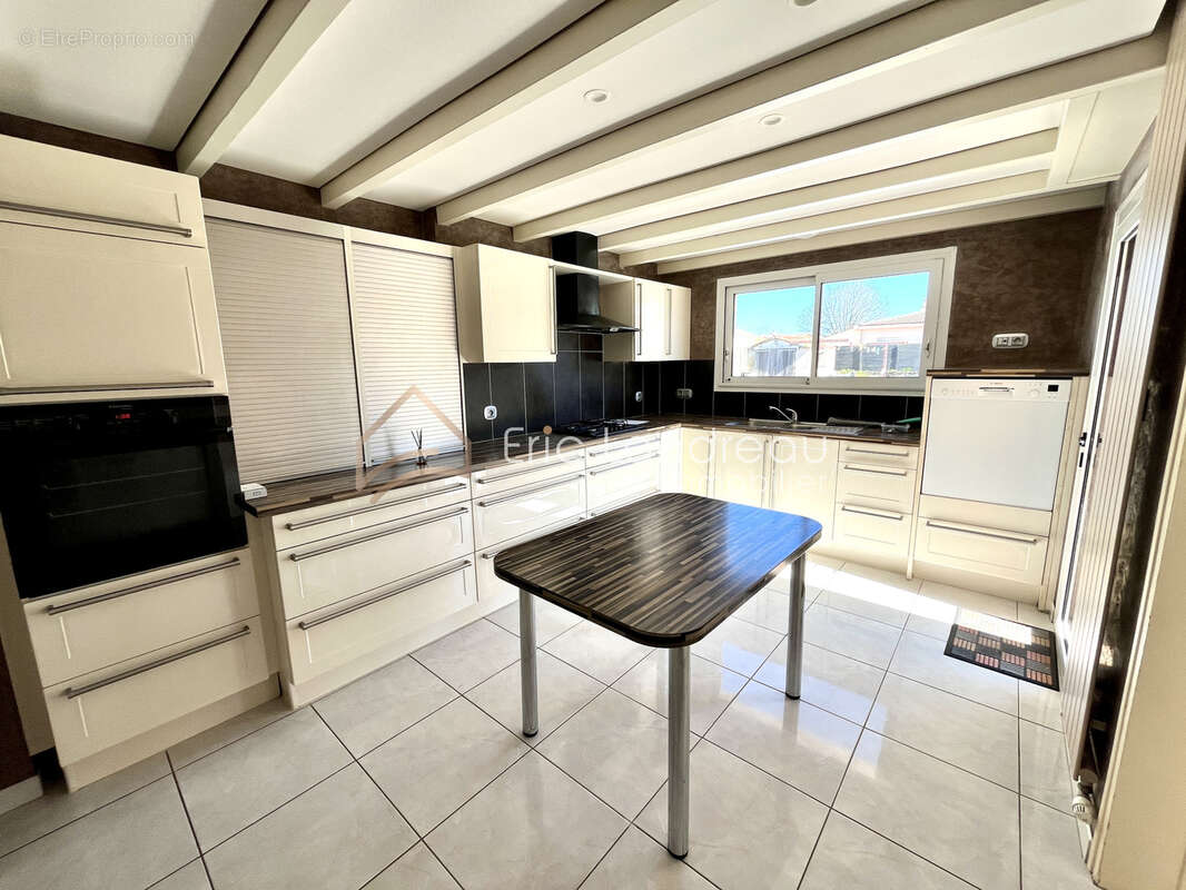 MAISON D’HABITATION D’ARCHITECTE   127 m2 sur 1500 m2 de terrain   Piscine   Proche bourg - photo 6
