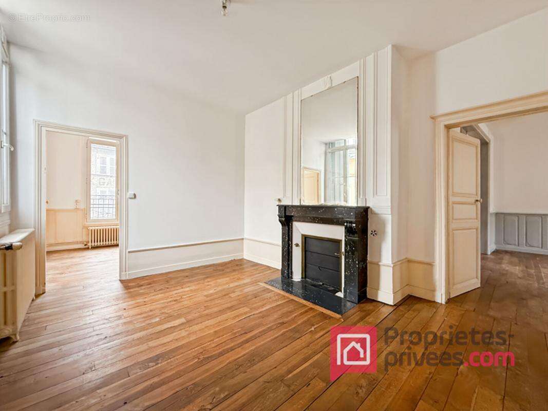 Appartement à BAR-SUR-SEINE