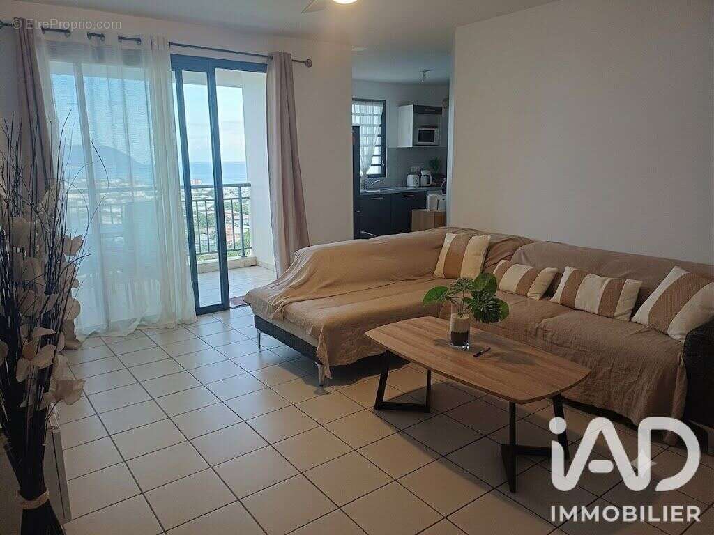 Appartement 50 m² à Saint-Pierre  - photo 2