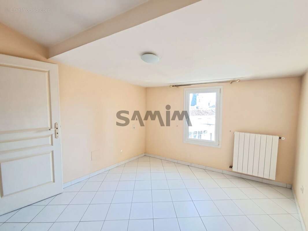 Maison à VERGEZE