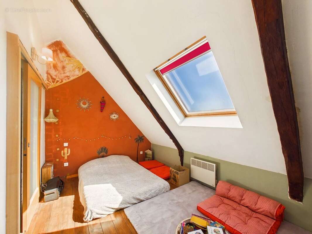 Maison à JOUQUEVIEL