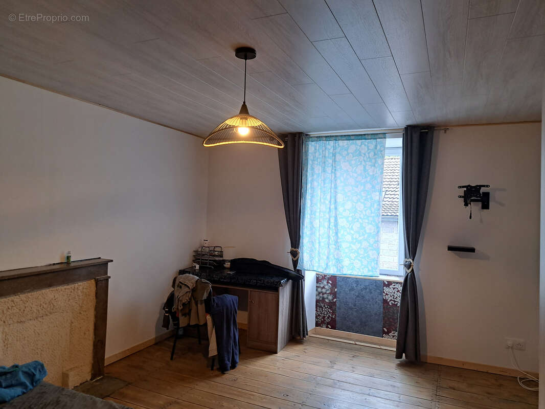 Appartement à MAZET-SAINT-VOY