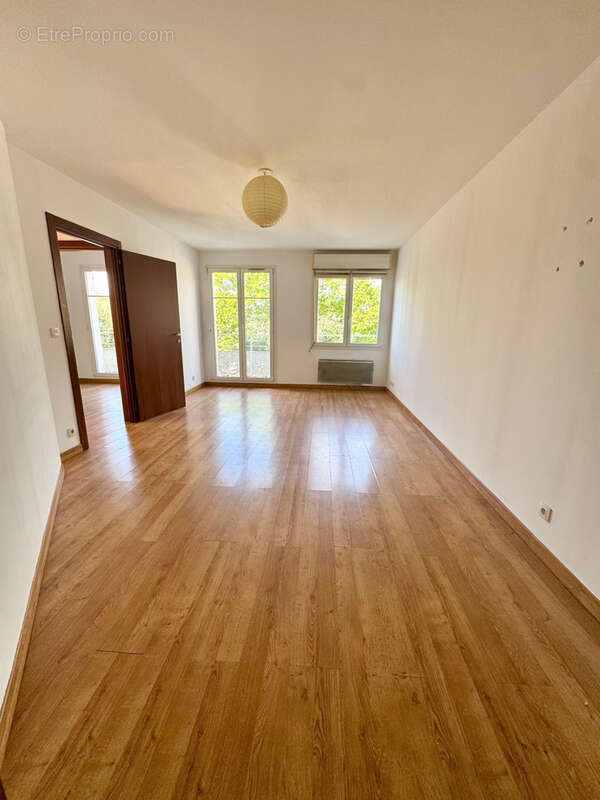 Appartement à CORBEIL-ESSONNES