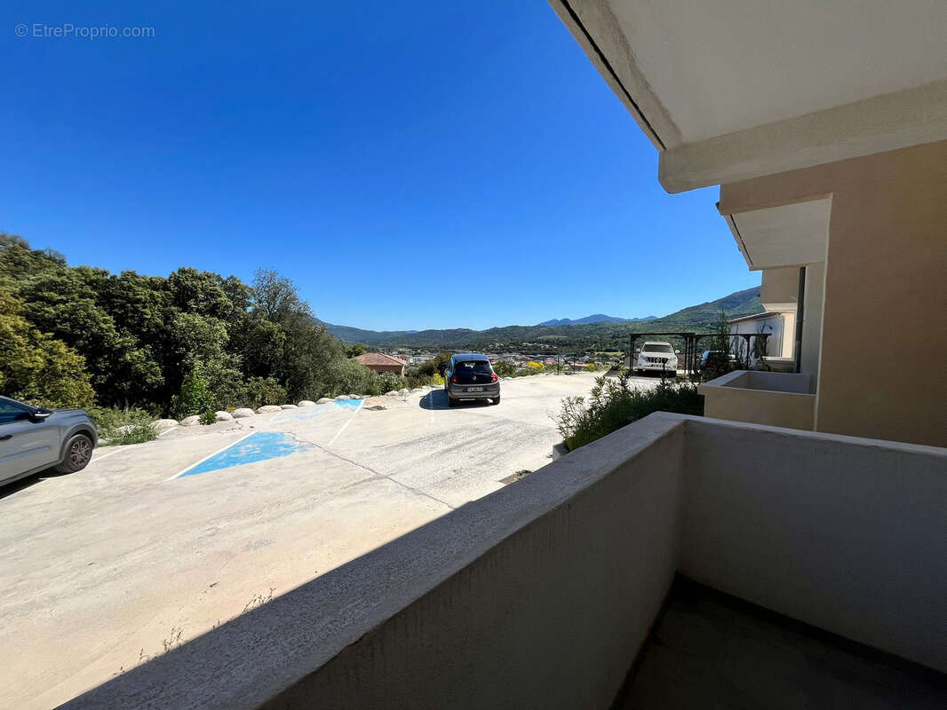 Appartement à CORTE