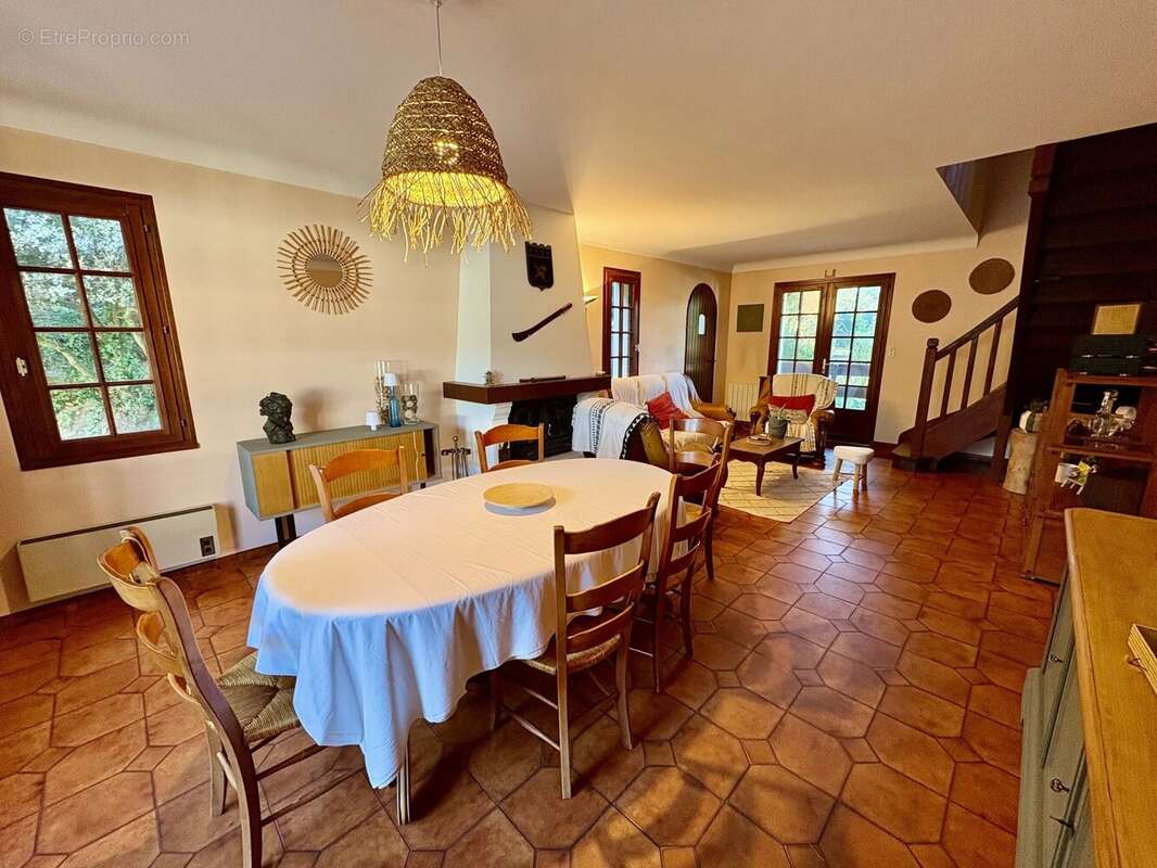 Maison à SAINT-MICHEL-CHEF-CHEF