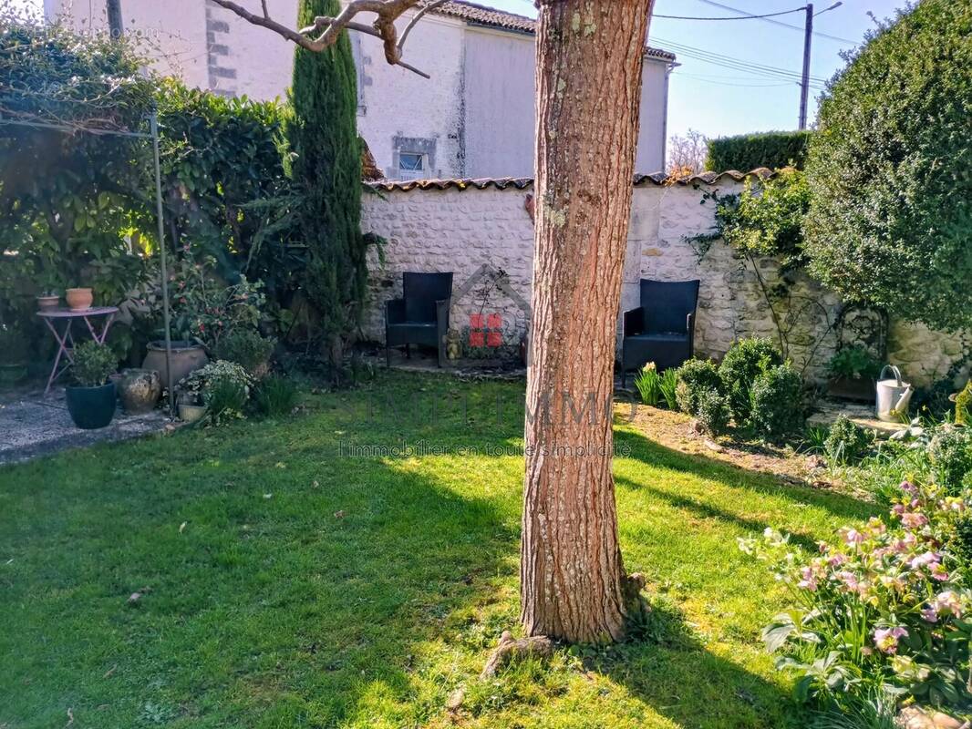 Appartement à COGNAC