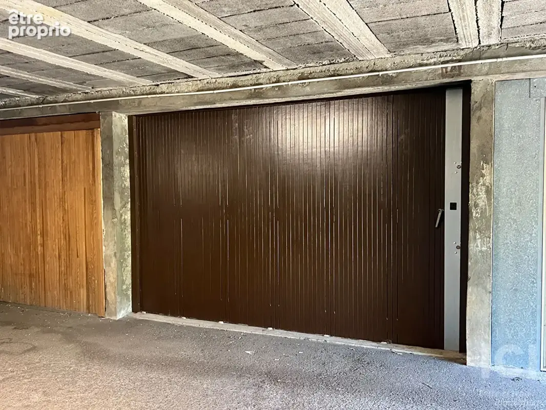 Garage fermé et sécurisé de 16 m² ,Tram L3 Ferriére - photo 4
