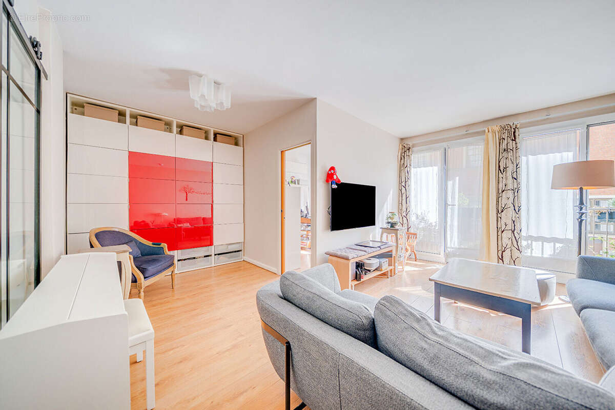 Appartement à PARIS-15E