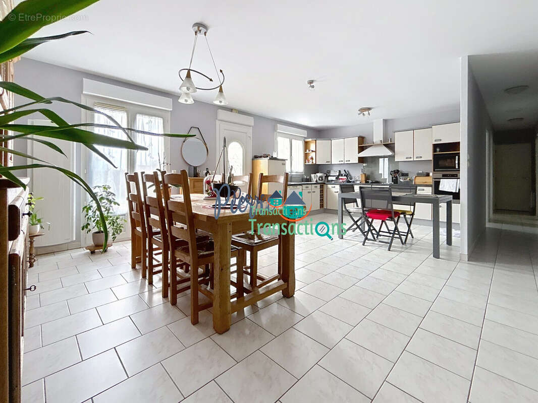 Maison à LILLEBONNE