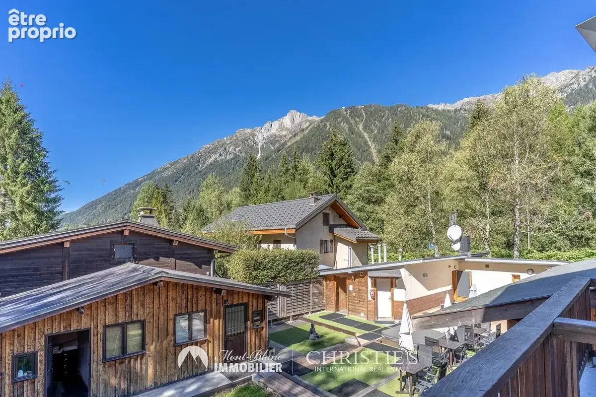 Maison de prestige au centre de Chamonix, 12 pièces - photo 2