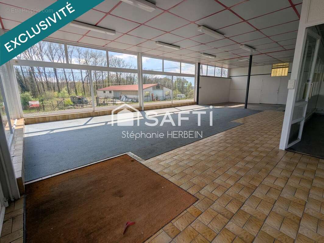 Photo 4 - Commerce à JONCHEREY