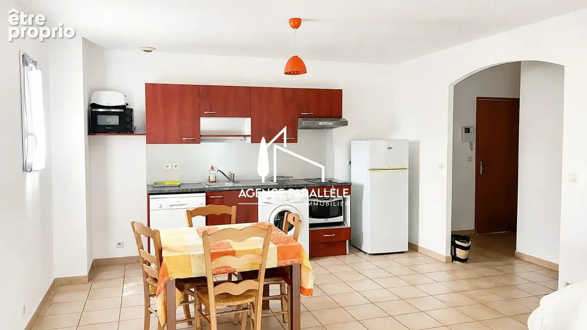 Appartement à L'ISLE-SUR-LA-SORGUE