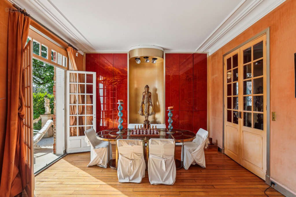 Maison à LE VESINET