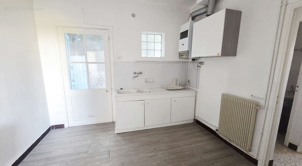 Lot de deux appartements avec cave. nice - estienne d'orves - photo 12