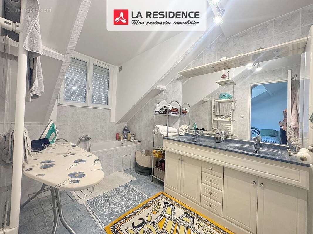 Maison 117 m² à Garges-Les-Gonesse  - photo 4