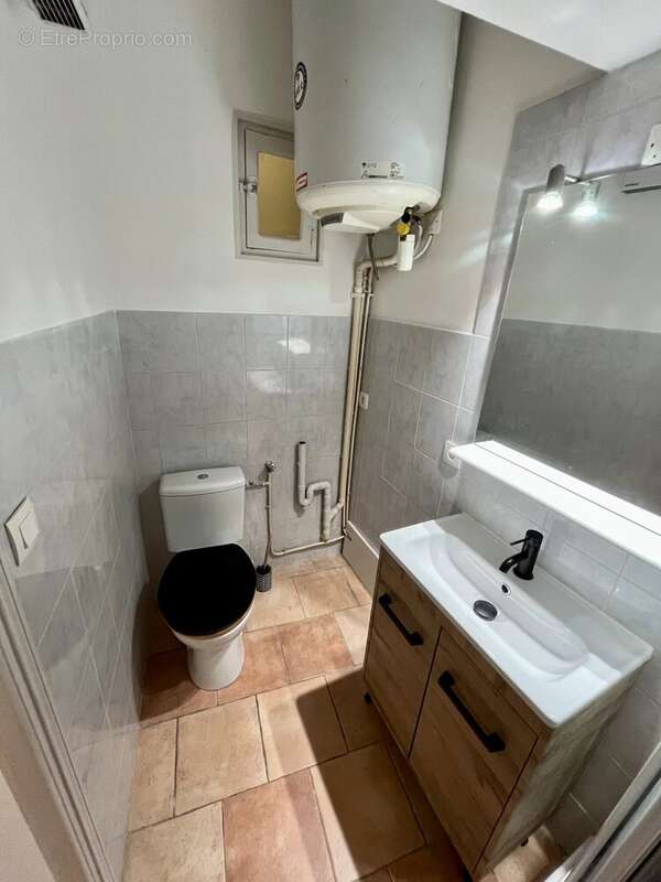 Appartement à PUGET-THENIERS