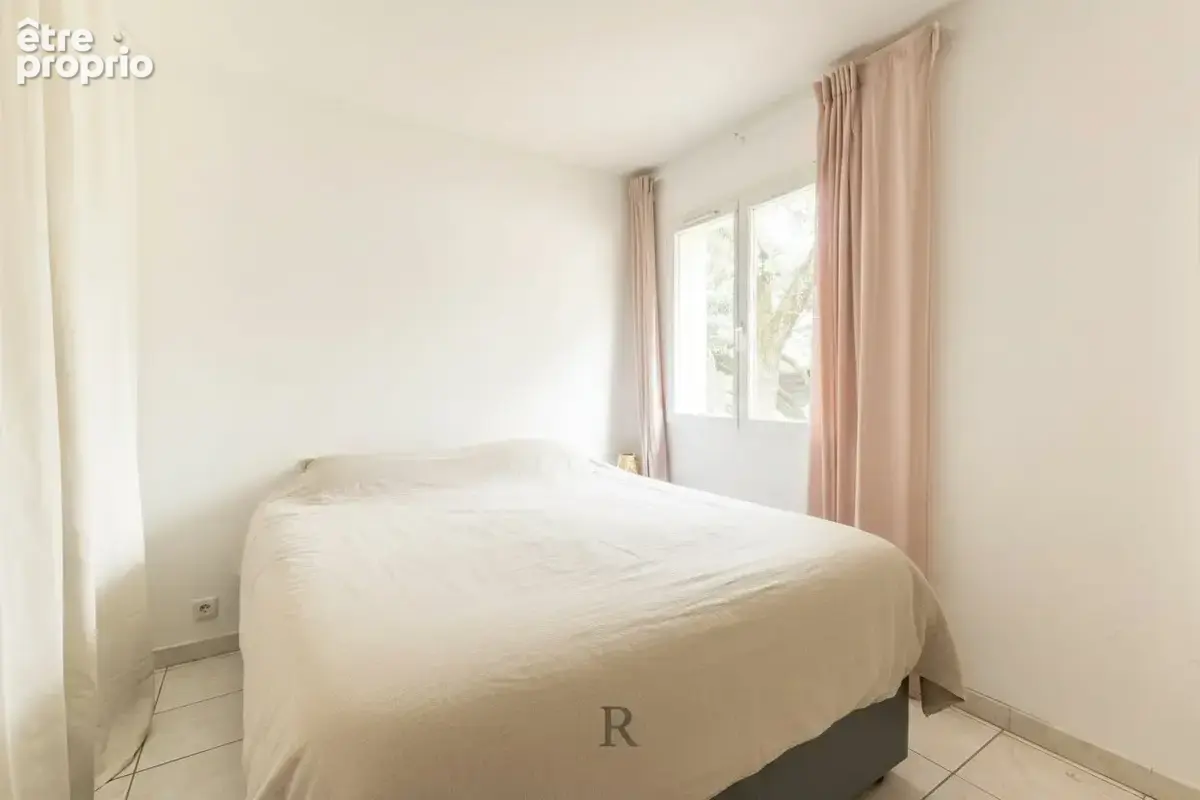 Maison familiale de plain pied avec piscine et jardin arboré à Restinclières - photo 13