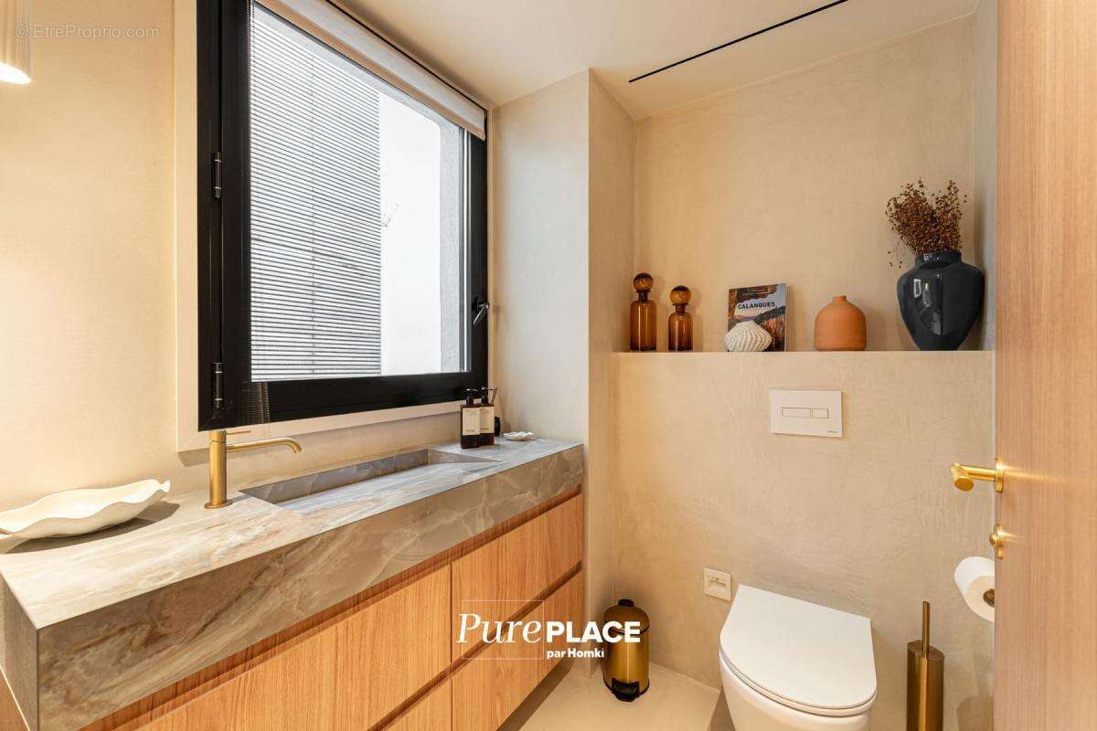 Appartement à MARSEILLE-7E