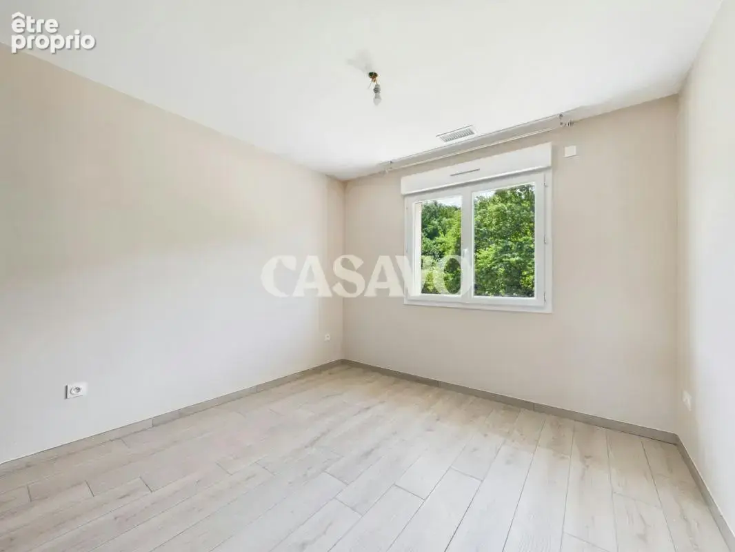 Vente Maison 4 pièces de 87m² - 69800 Saint-Priest - photo 13
