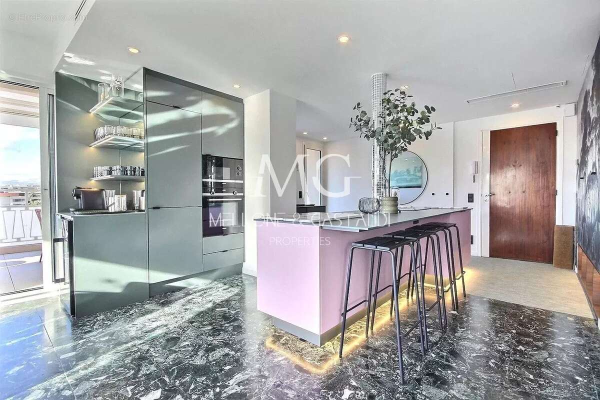 Cannes pointe croisette - 4p toit terrasse - parking - photo 23
