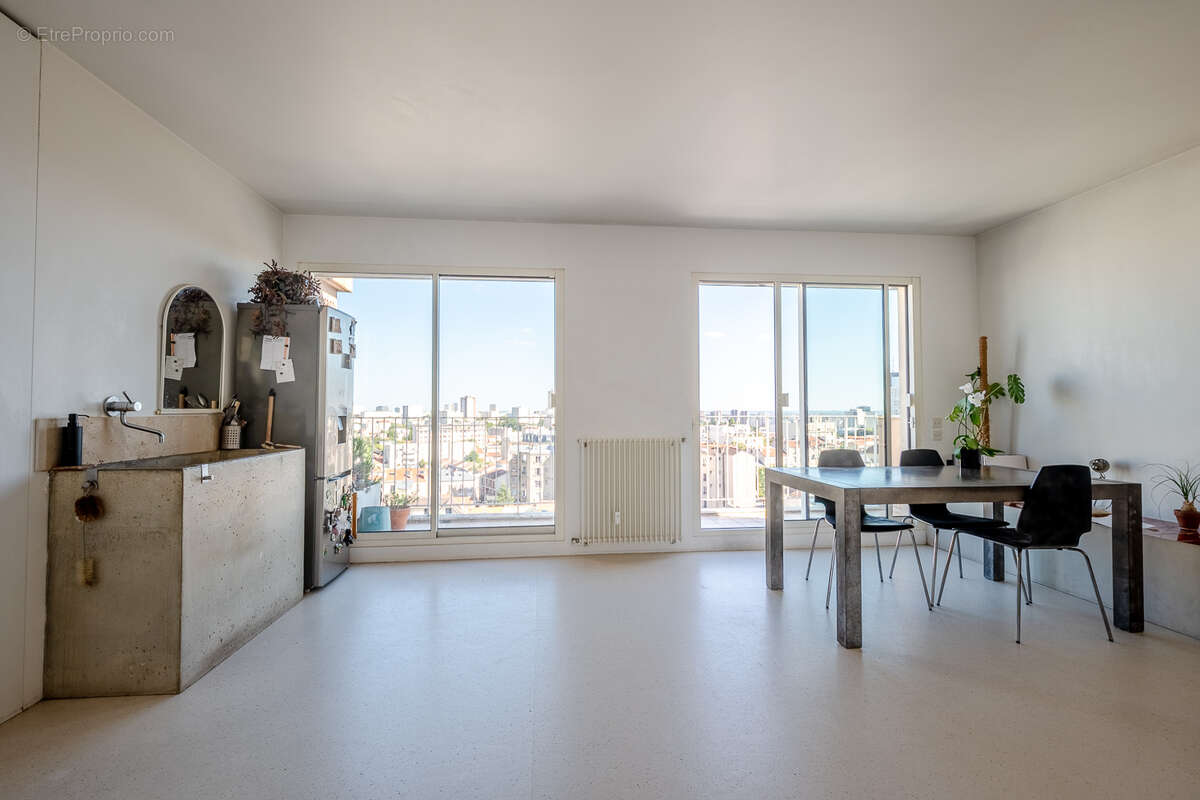 romainville44-11 - Appartement à LES LILAS