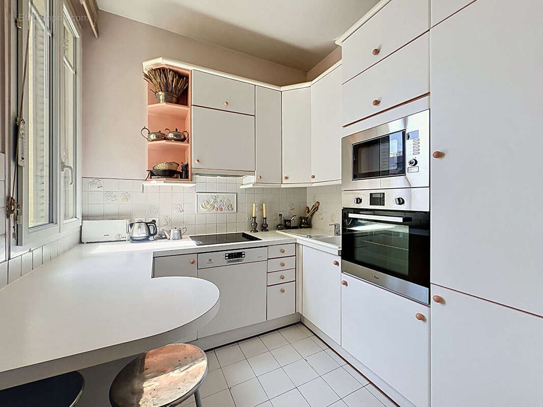 Appartement à SURESNES