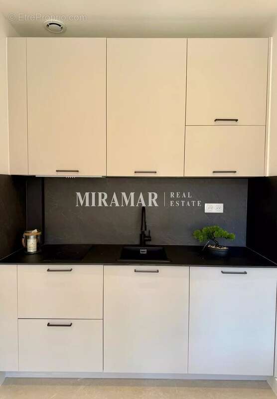 Exclusivité : Appartement Lympia / Port de Nice - photo 6